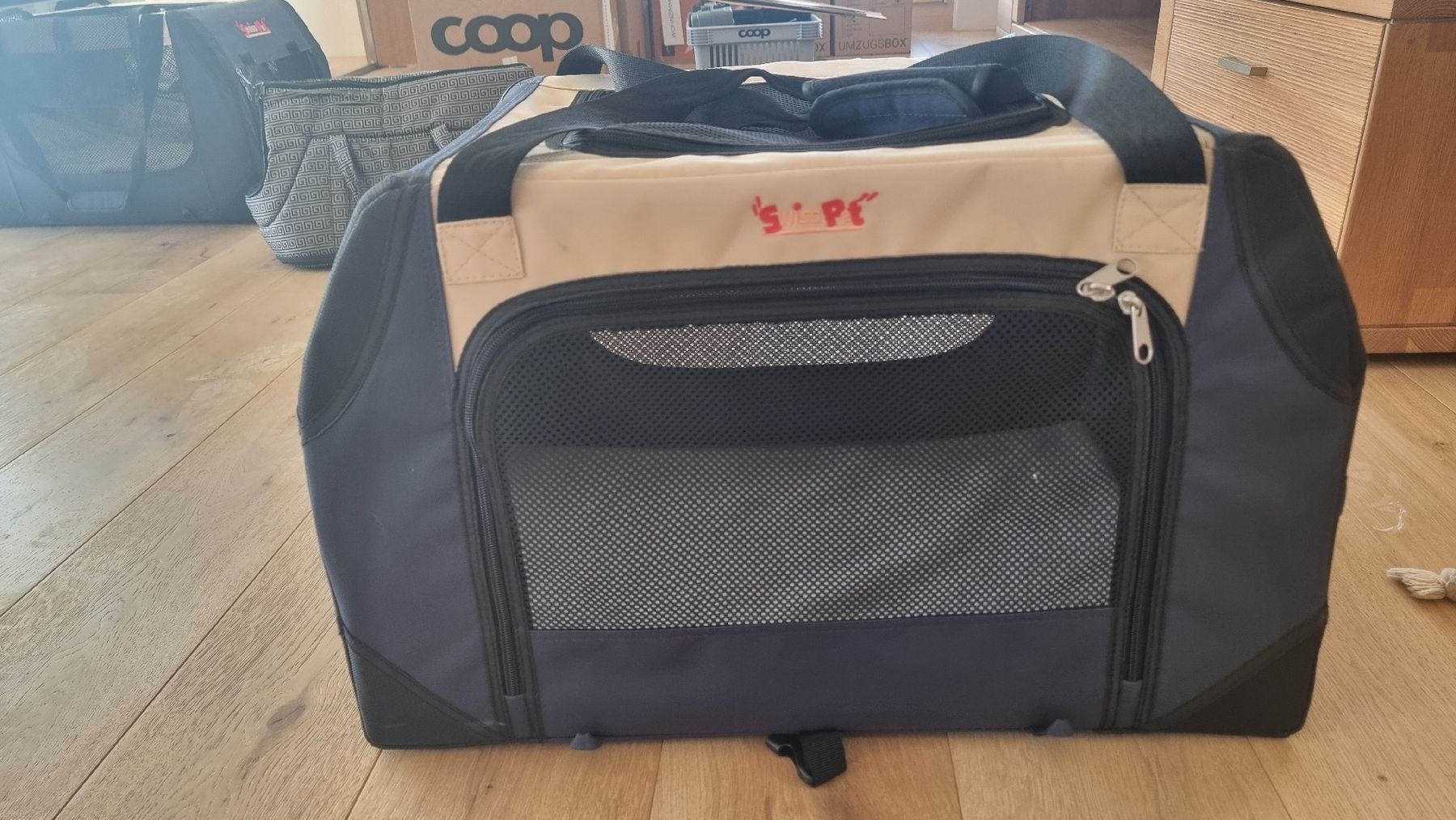 Liege- & Schlafplätze: Hundebox Swiss Pet – Gebraucht aus Altnau von buzz02