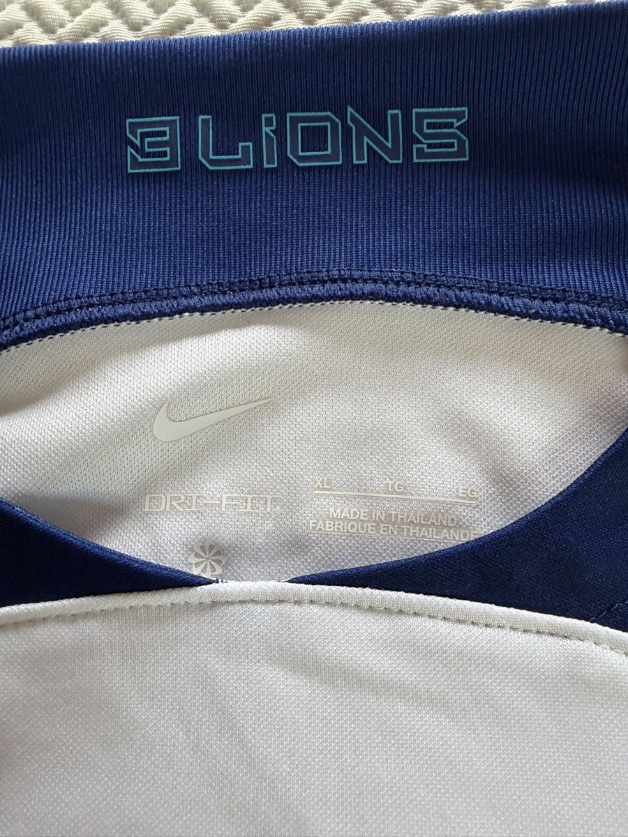 Nike Canottiere & Pantaloni: Original England 2022 Home – Usato da Aarberg venduto da marcoo237 1