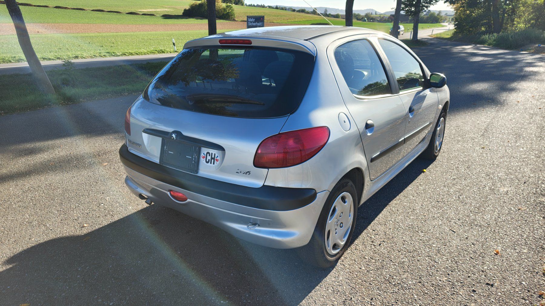 Peugeot Automobili: Peugeot 206 – Usato da Neunkirch venduto da chlaeggi8213 2