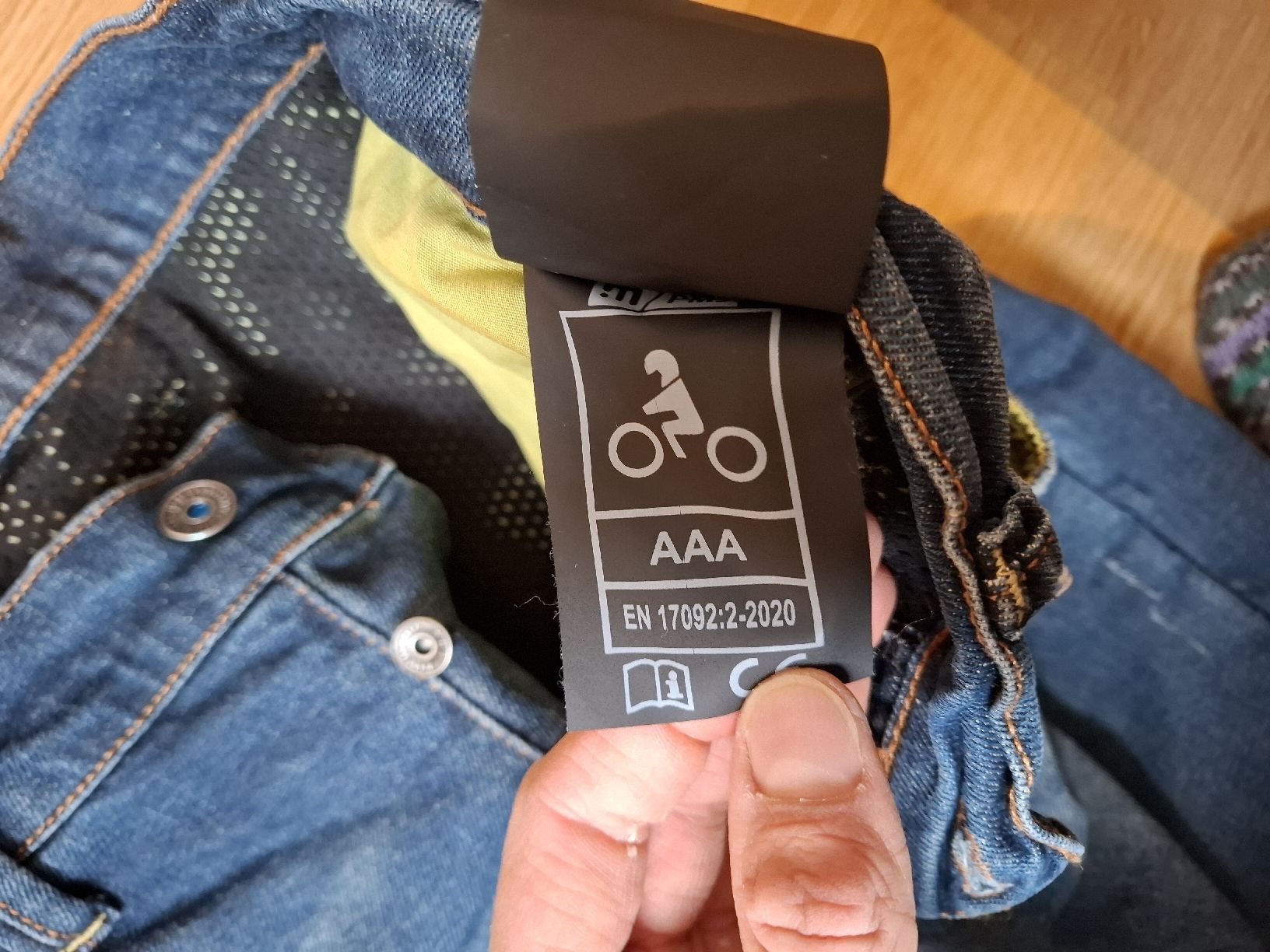 Jeans: PMJ Motorradjeans – Usato da Biberist venduto da HarleySeventyTwo 4