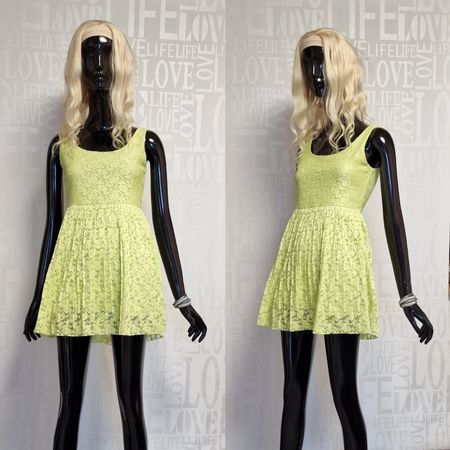 Spitzenkleid Gr. S  (VERSAND möglich)