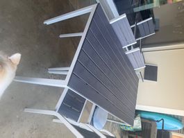 Ensemble table et chaises jardin blanc gris état neuf
