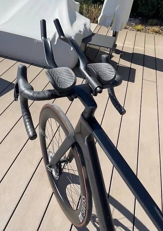 Pièces détachées: Canyon Aeroad Aerobars / Conversion Kit (Triathlon) – D'occasion à Männedorf par Kung_Fu_Panda 3