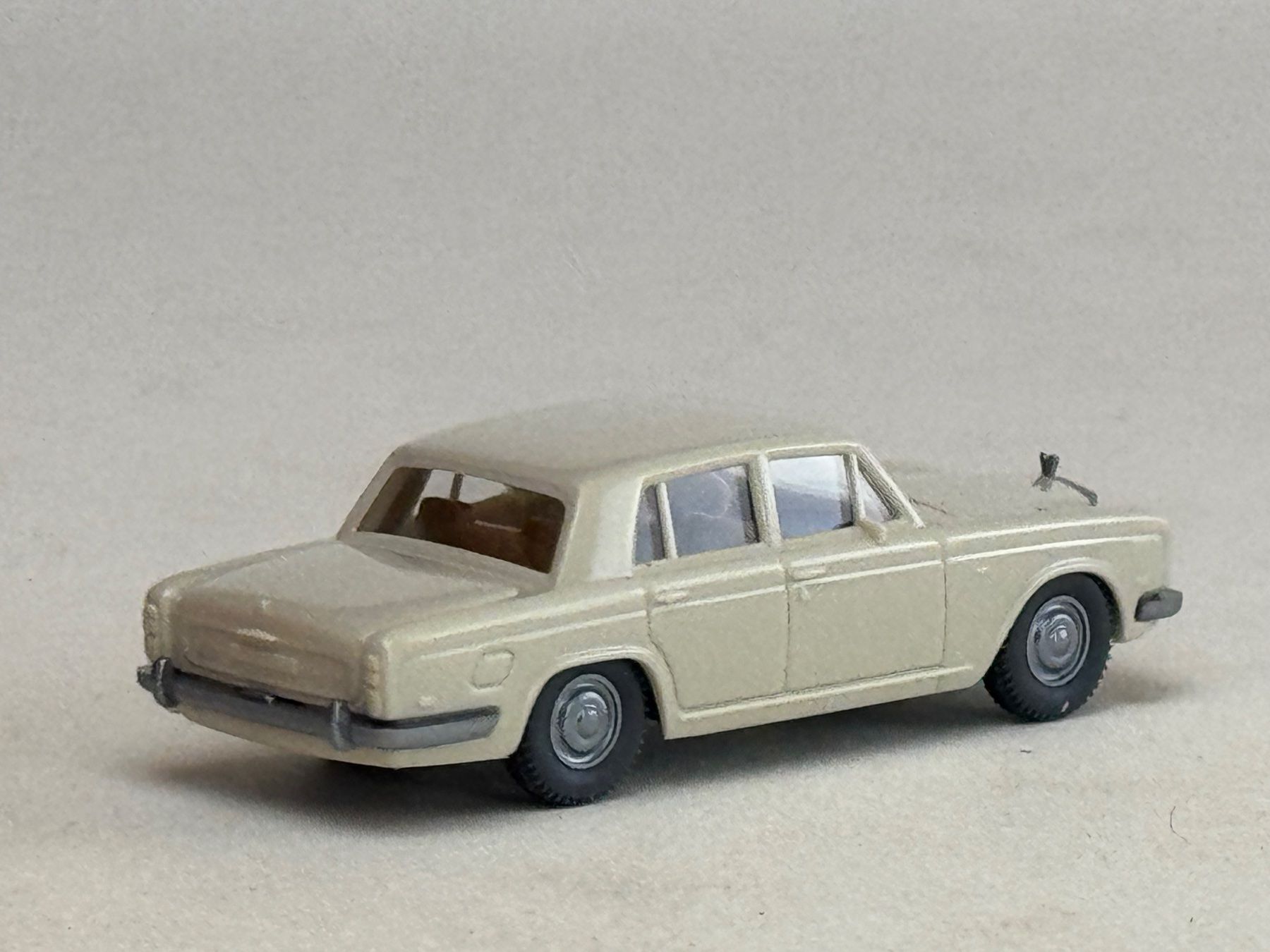 Wiking Modellautos: AU- Wiking Rolls Royce hellelfenbein – Gebraucht aus Elm von Wikmtz 1