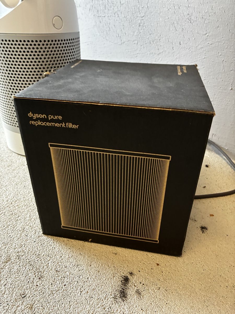 Dyson Luftreiniger: Dyson Luftreiniger Turmventilator mit Ersatzfilter – Gebraucht aus Grossdietwil von kik_by9n 1