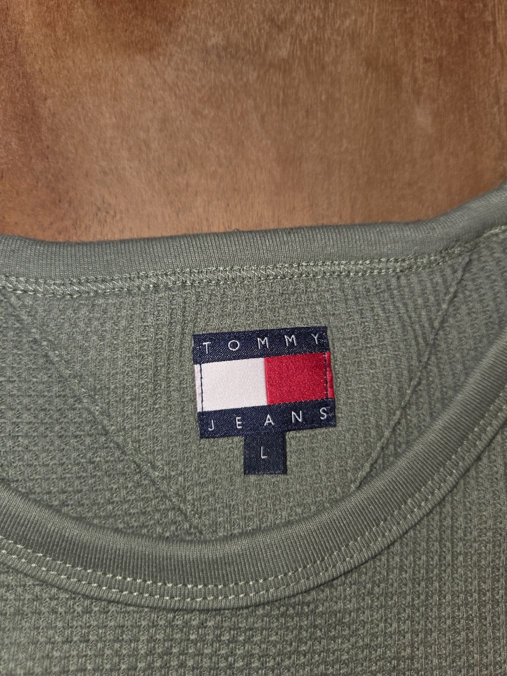 Tommy Hilfiger Maglioni & Felpe: Tommy Jeans Pull vert olive Taille L – Nuovo (secondo la descrizione) da Arconciel venduto da oli_pd2h 1