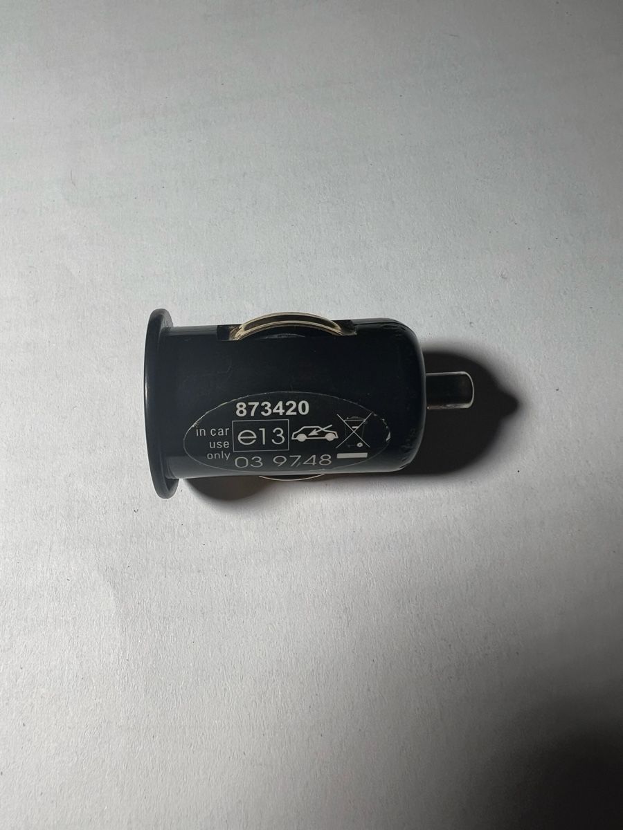 Ladegeräte: Microspot USB-Autoladegerät, Top Zustand, Schwarz! – Gebraucht aus Winterthur von Fredy972 1