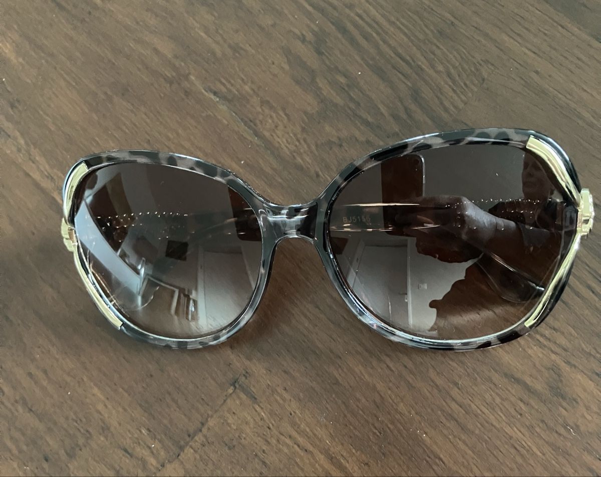 Brillen & Gläser: Sonnenbrille - neu – Neu (gemäss Beschreibung) aus Bubikon von nb_b8d9