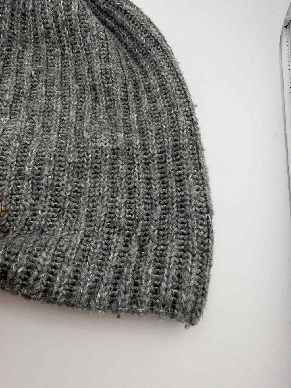 Zara Copricapi, berretti & cappellini: zara graue Strickmuetze Winter✅ – Usato da Riehen venduto da ann_76jw 6