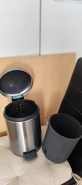 Poubelles: Badezimmer Eimer, Chromstahl – D'occasion à Luzern par Lumide 1