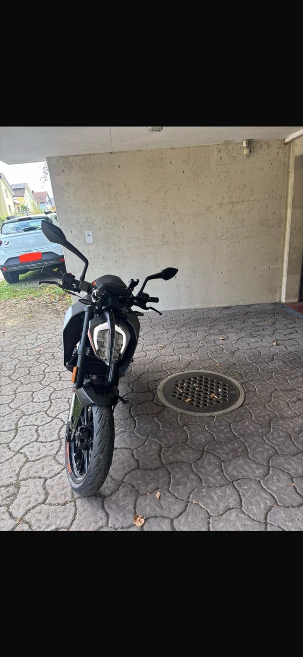 KTM Strada: KTM Duke 125 ccm – Usato da Thalwil venduto da luk_s6rr 2