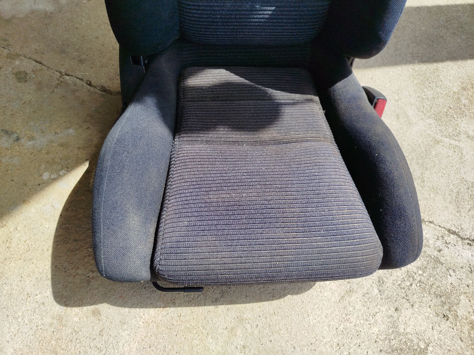 Toyota Tutti pezzi di ricambio auto: Siège passager Toyota Mr2 serie 2 – Usato da Neuchâtel venduto da lyd_67kk 2