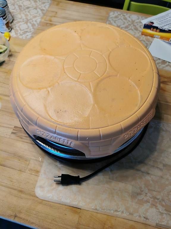Pizzaofen: Emerio Pizza Ofen  – Gebraucht aus Schindellegi von R.Temperli 2