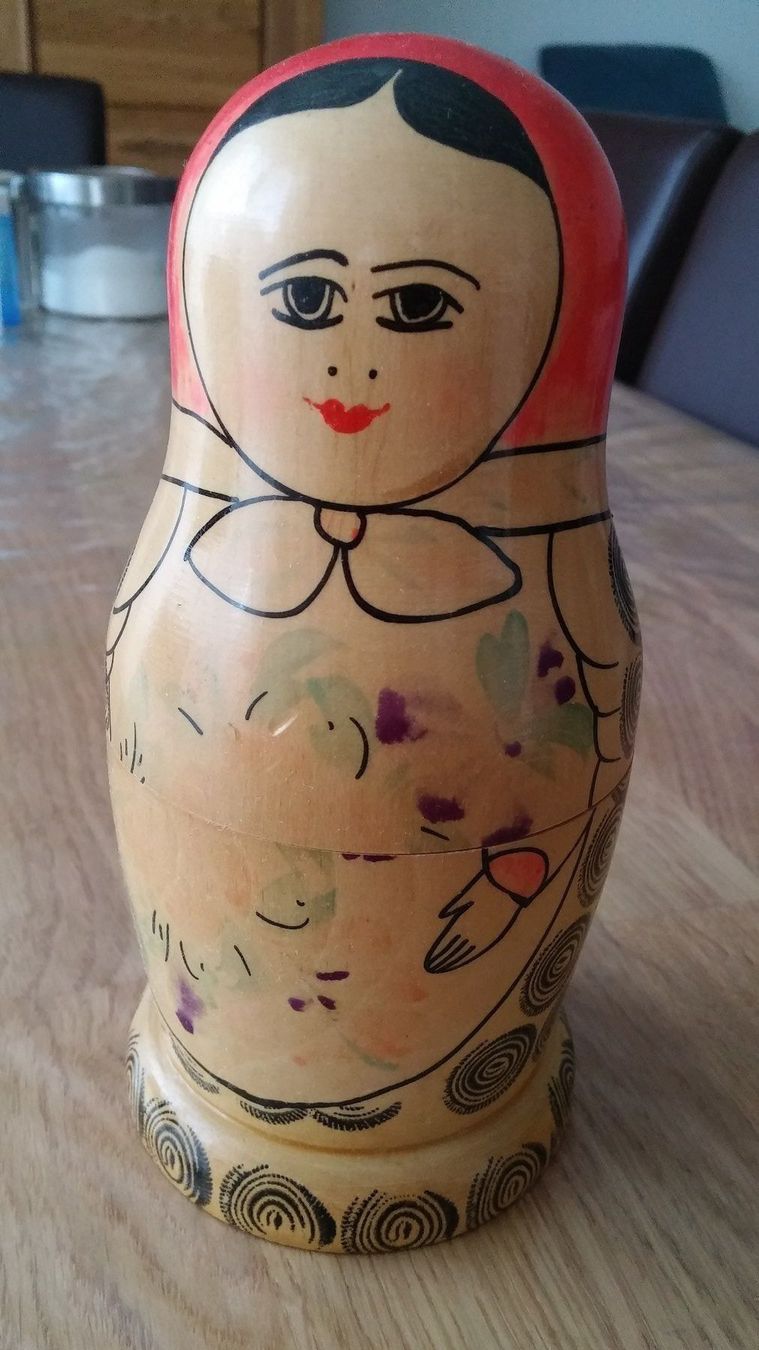Figuren: vintage Babuschka Matroschka Matrjoschka – Gebraucht aus Zürich von sendbad