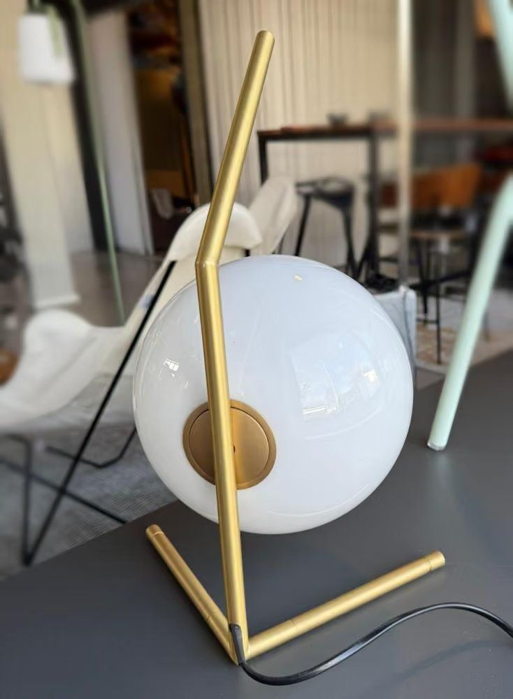 Flos Lampade: Flos - IC T1 Low – Usato da Horn venduto da Ruf_Des 3