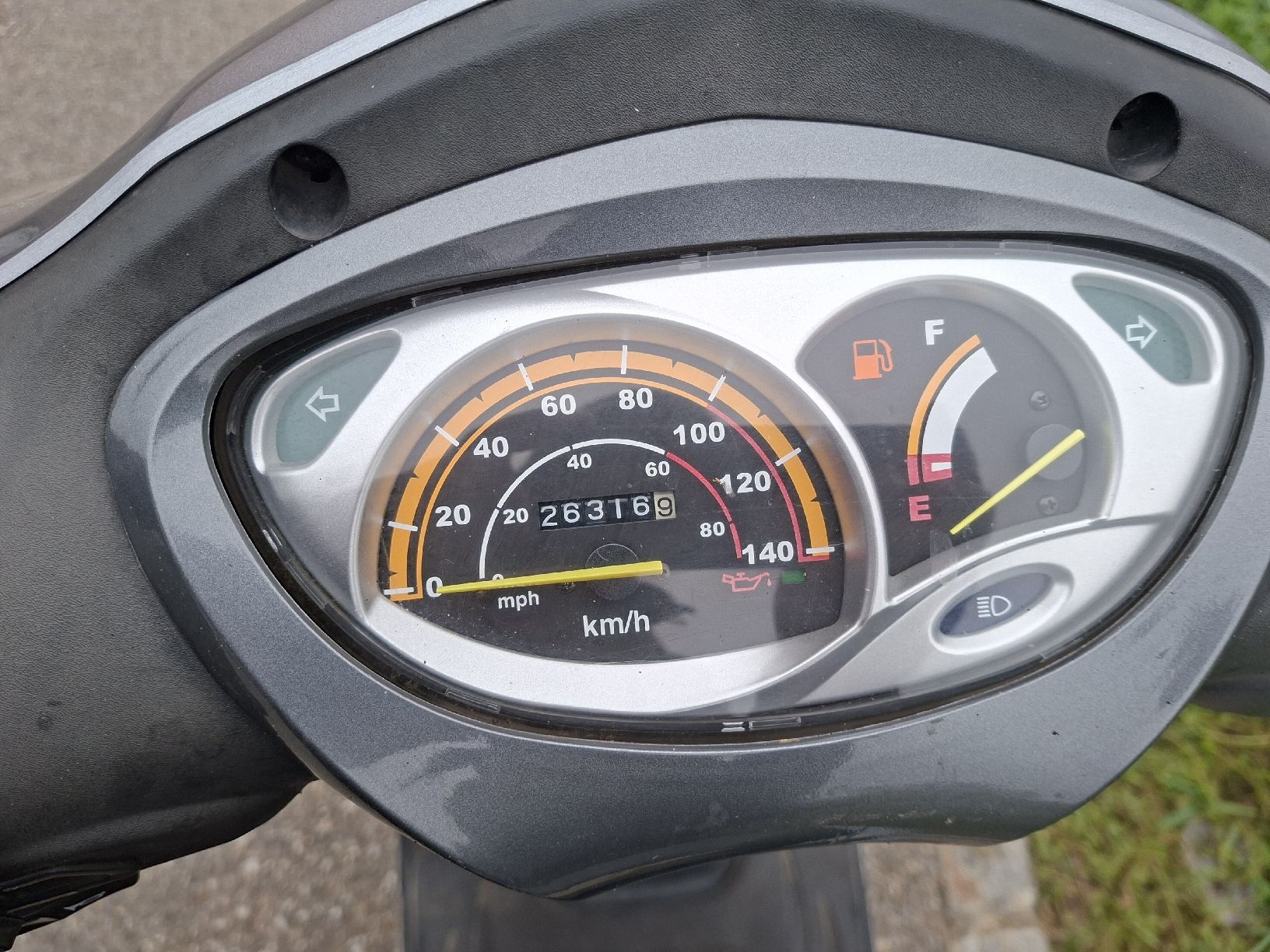 Sym Scooters:  SYM VS 125  mit Topcase ab 1.- !!!!! – Defekt aus Grenchen von Mazzanares-Parts 4