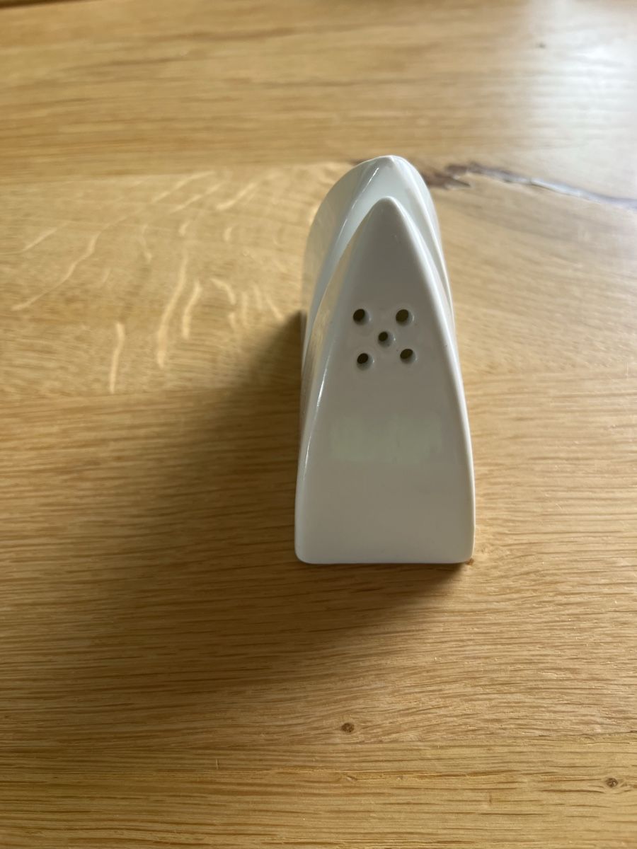 Elettrodomestici da cucina: Cute ceramic cat salt and pepper set – Usato da Zürich venduto da ajl_x6tg 3