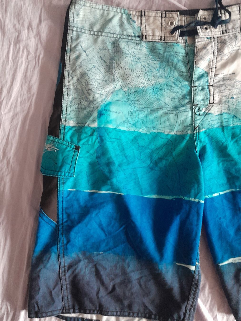 Quiksilver Costumi da bagno: maillot de bain Quicksilver L – Usato da Genève venduto da ang_fd8z 2