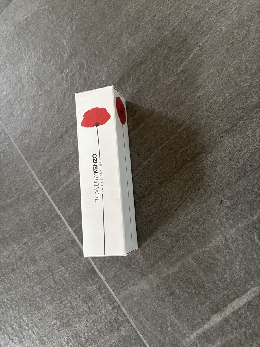 Kenzo Parfum & Eau de Toilette: Parfüm FLOWERByKENZO – Neu und originalverpackt aus Ried-Brig von sarah1990