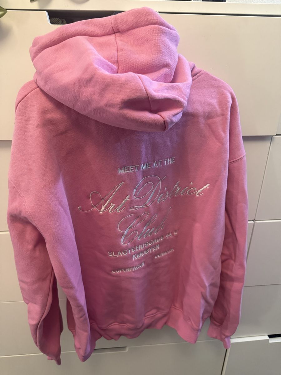 Maglioni & Felpe: Sweatshirt – Usato da Villmergen venduto da mel_5ywd 1