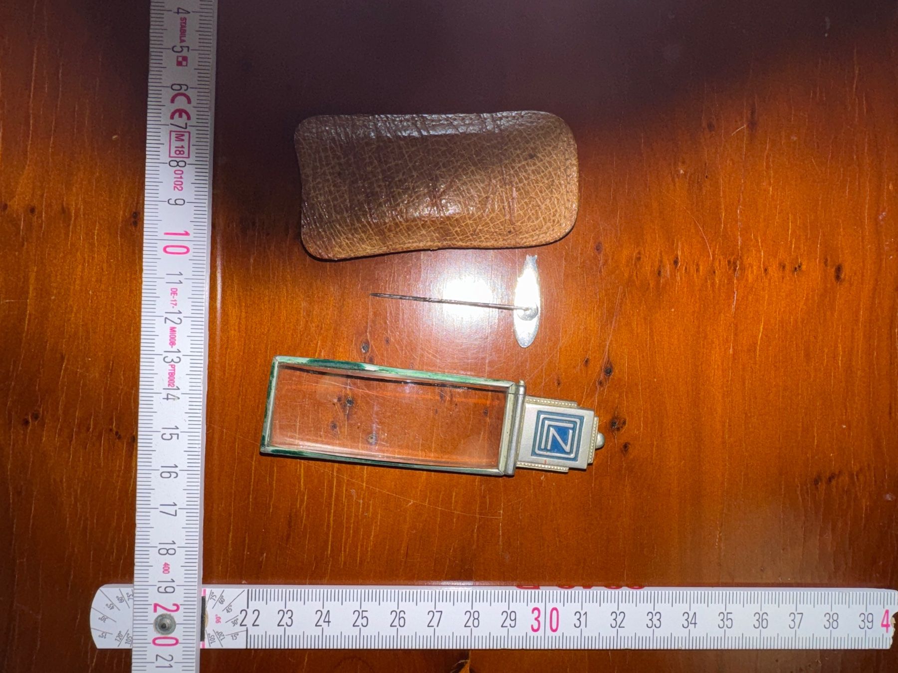 Altro per Ottica: Biete eine Zeppelin Lupe und eine Anstecknadel – Usato da Uster venduto da NJG2 2