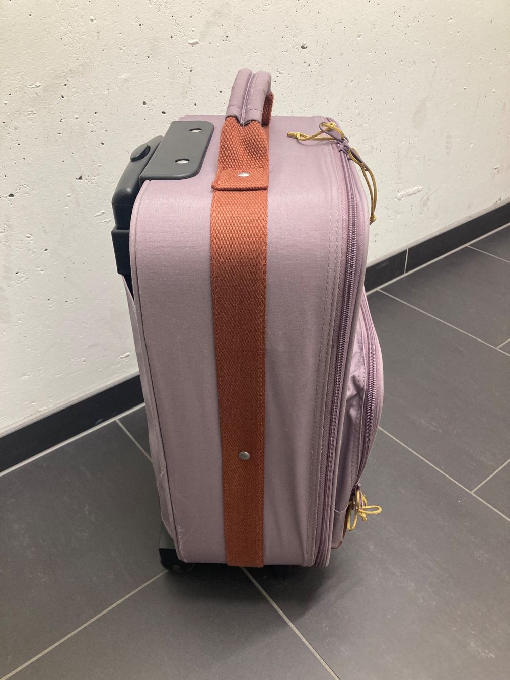 Valigie: Reisekoffer Kind – Usato da Felsberg venduto da kat_v2cm 2