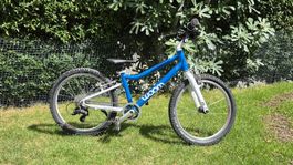 Woom Kinderfahrrad 4 blau guter Zustand