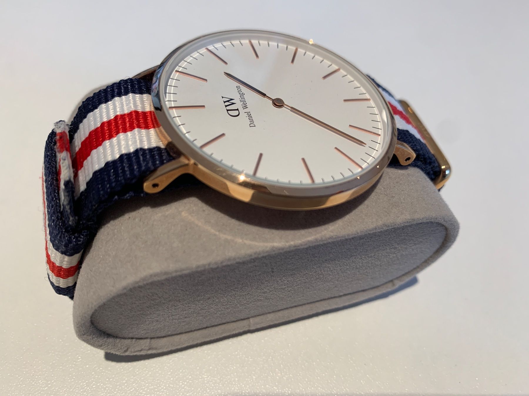 Daniel Wellington Orologi: neuwertige Daniel Wellington Uhr – Usato da Bachenbülach venduto da pako91 2