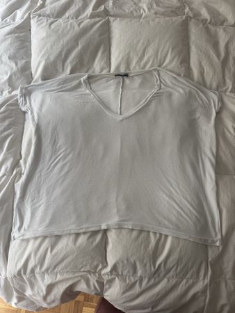 T-shirt Brandy Melville blanc taille unique état usé