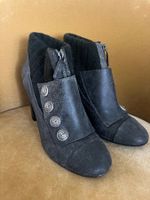 Chaussures Chanel 42