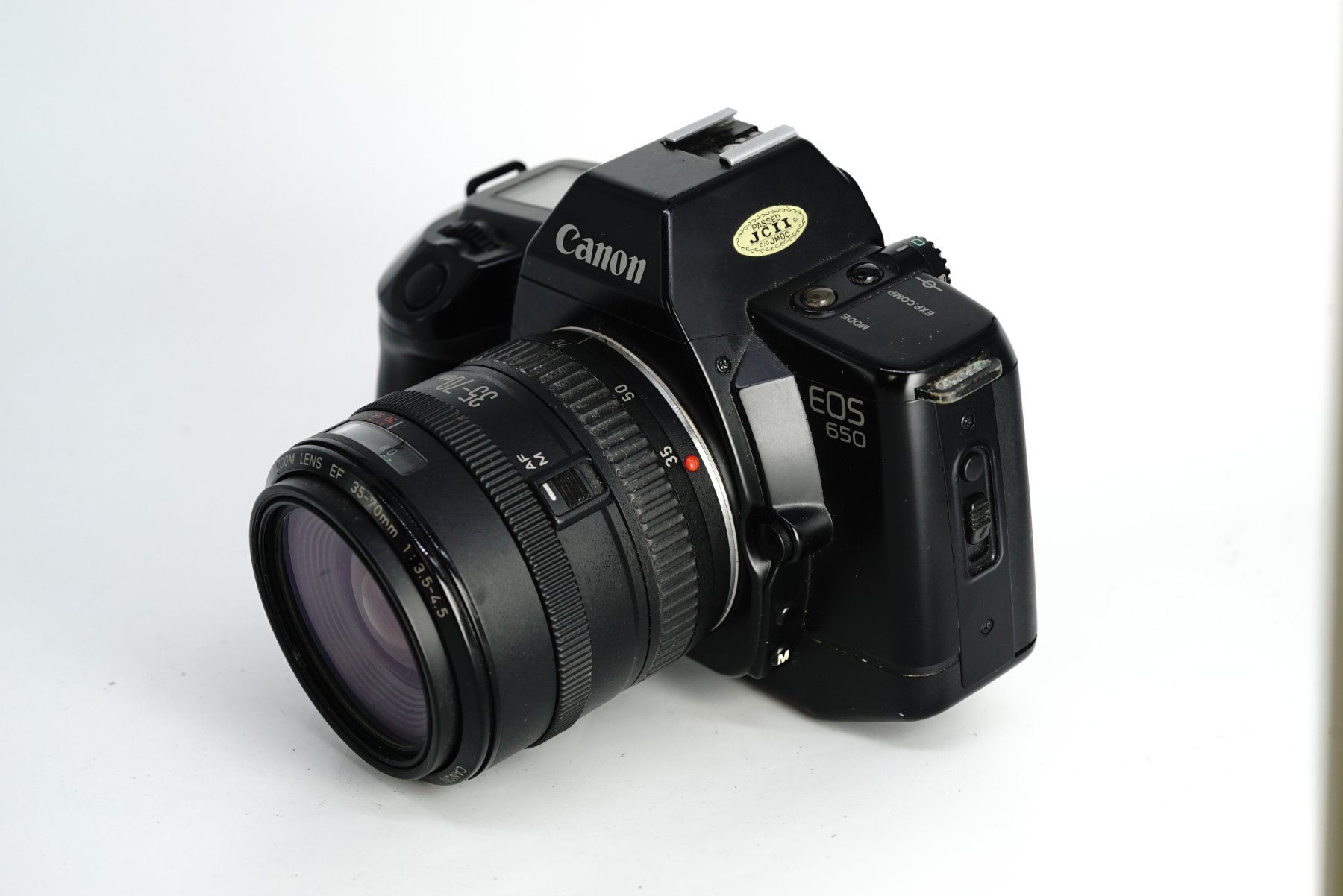 Canon Fotocamera: Canon EOS 650 mit Objektiv voll funktionstüchtig – Usato da Bischofszell venduto da Blende2 2