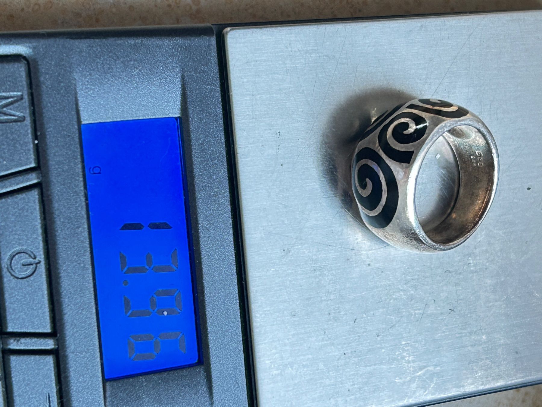 Anelli: Silberring 4 schwarze Spiralen (Grösse 58) – Usato da Laufen venduto da belleskulptur 9