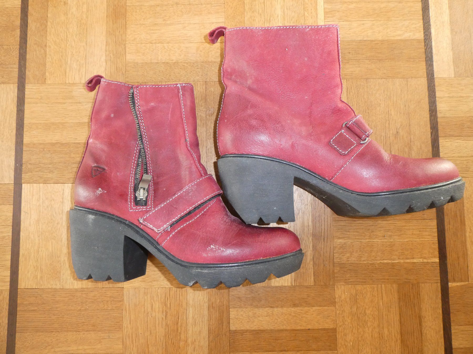 Tamaris Damenschuhe: Stiefeletten mit Absatz, Grösse 37 Tamaris – Gebraucht aus Forch von hansli9 2