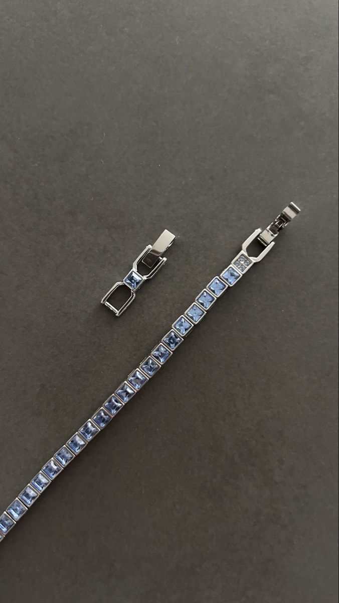 Swarovski Armbänder & -reifen: Swarovski Armband hellblau – Neu (gemäss Beschreibung) aus Münsingen von Yalaa 1
