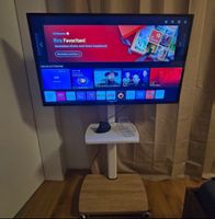 LG Smart TV UM71007LB (inkl. TV-Ständer)
