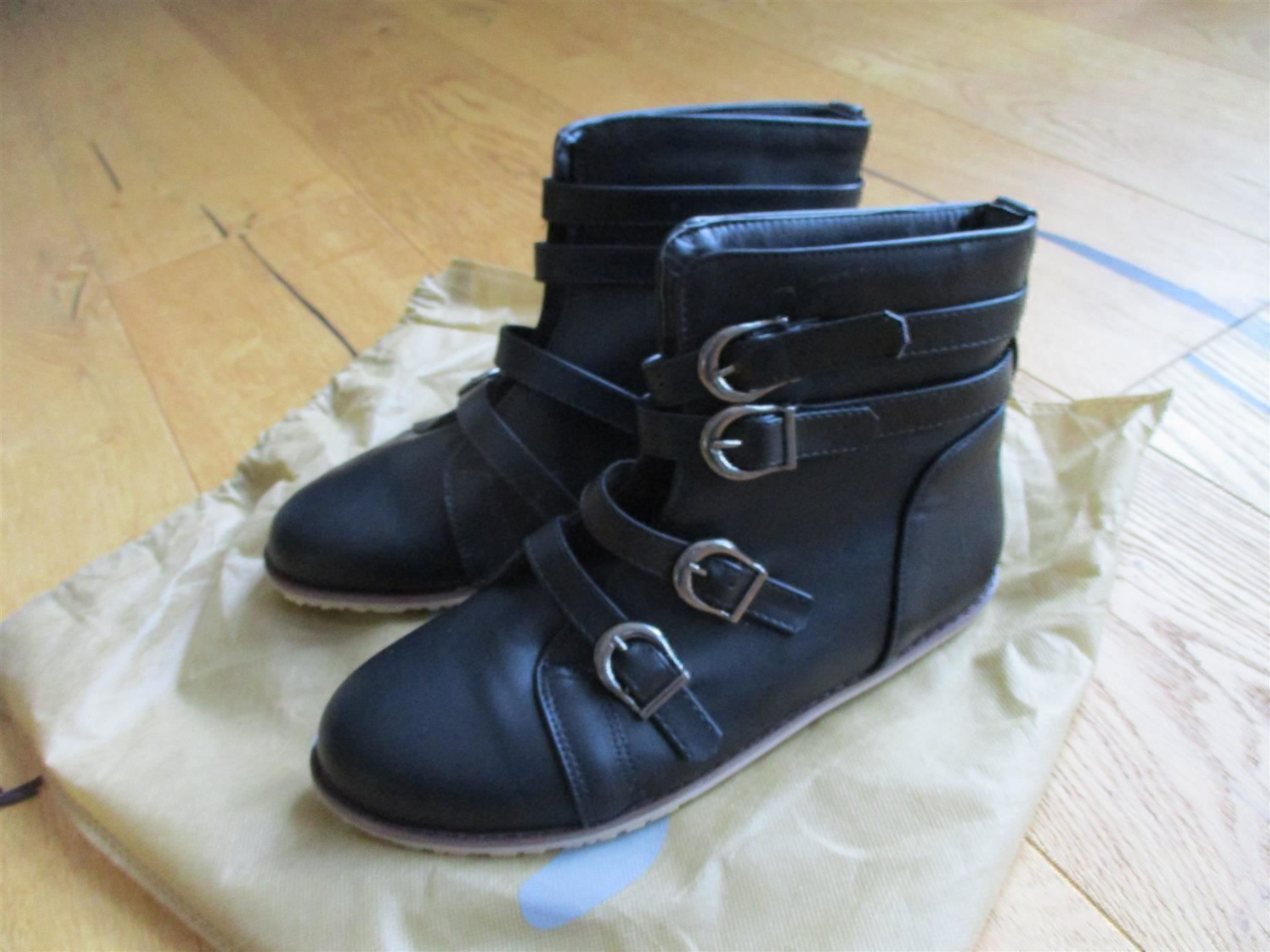 Scarpe da donna: Schöne Leder Stiefeletten – Nuovo e nell'imballaggio originale da Liestal venduto da Disc-Point 6