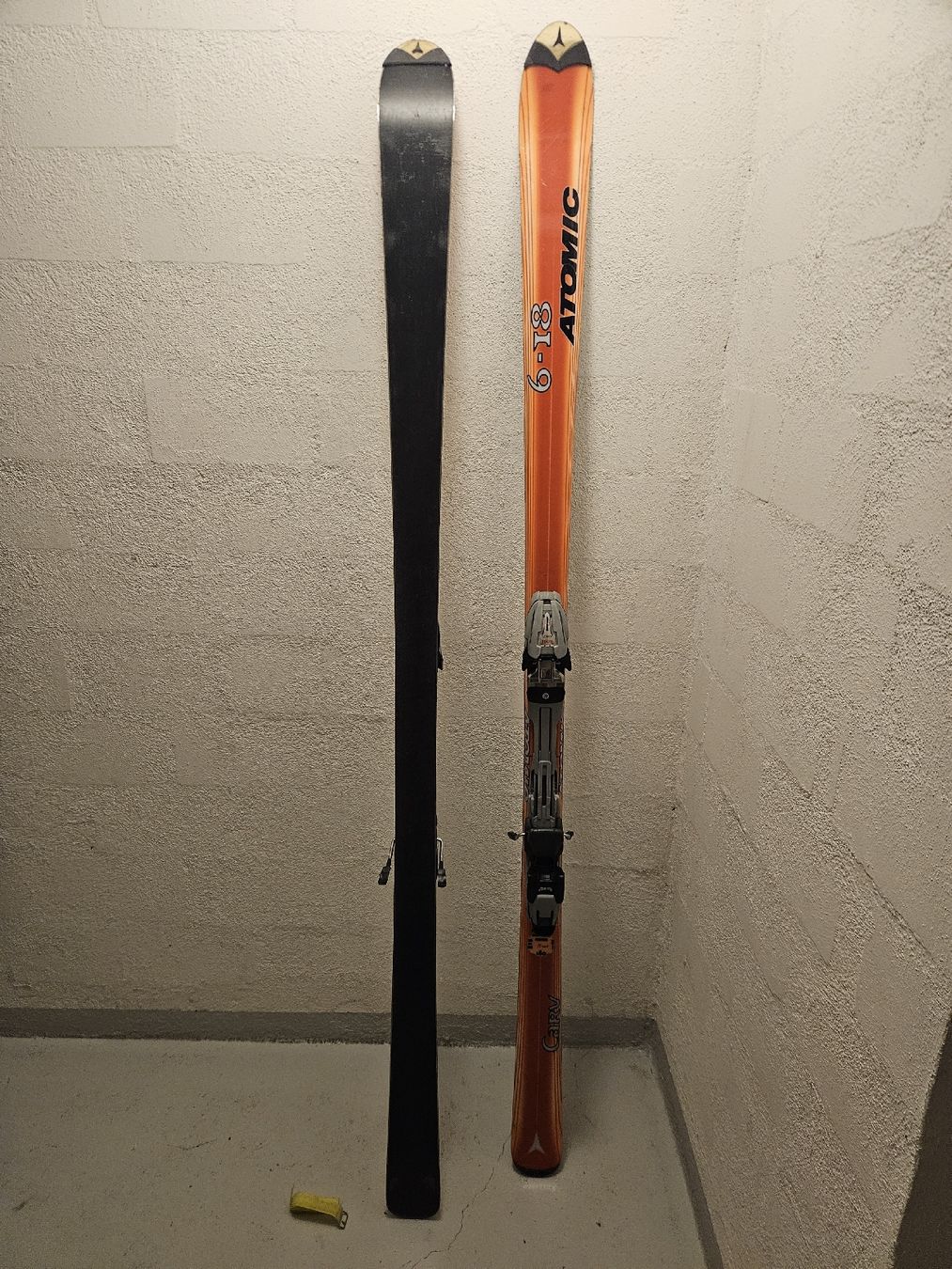 Atomic Sci: Atomic Ski 180 cm inkl. Bindung – gebraucht – Usato da Wetzikon ZH venduto da Fordajm 1