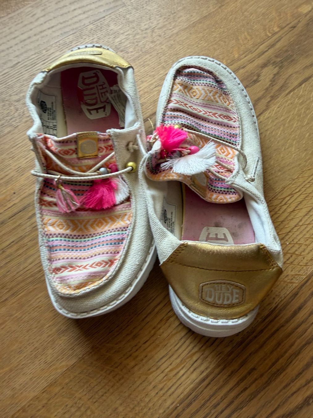 Damenschuhe: Hey Dude Schuhe Grösse 35 – Gebraucht aus Riehen von edu_92w7