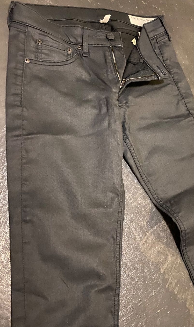 Pantaloni: Rag and Bone Röhrli Jeans schwarz 27 – Usato da Chur venduto da simhofstr