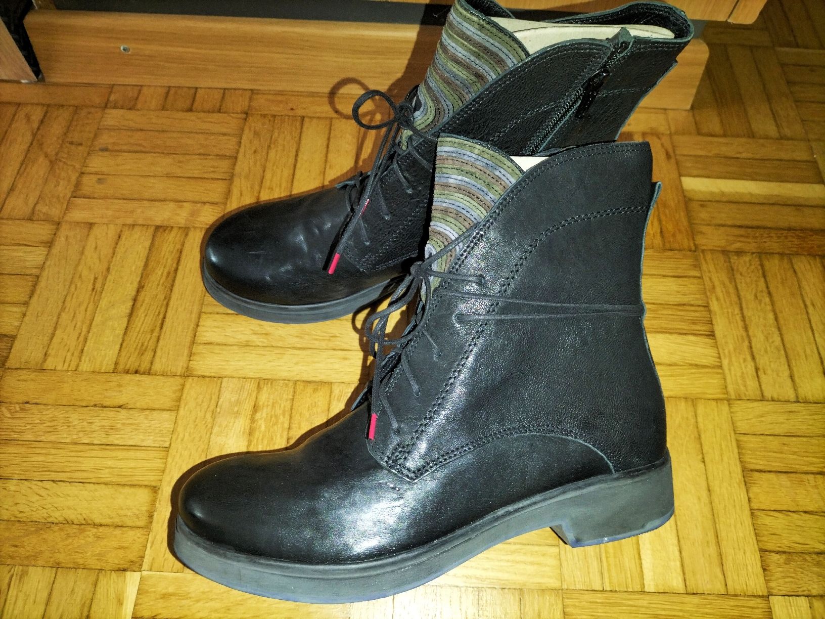 Think Damenschuhe: Think Damen Stiefelette Grösse 38 – Neu (gemäss Beschreibung) aus Goldach von ami_2kwl