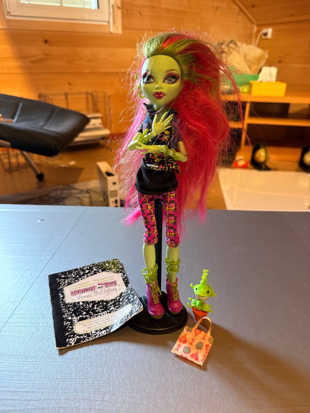 Poupées: Monster High Venus Mcflytrap Basic G1 – D'occasion à Fribourg par leaahrm