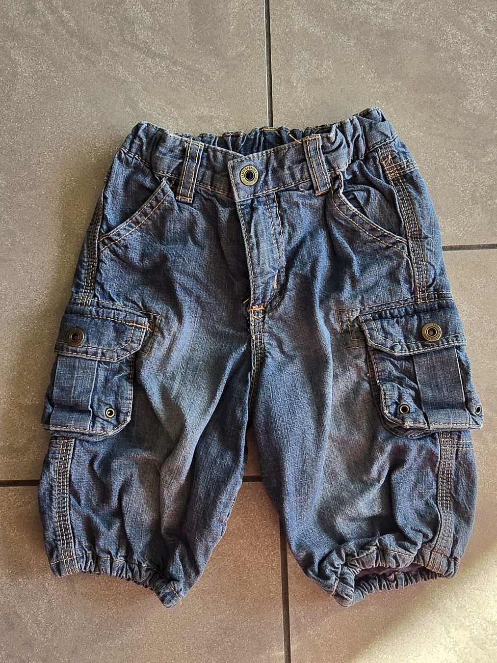 H&M Hosen: H&M Jeans Hose Gr. 68 Cargohose – Gebraucht aus Teufenthal AG von thuzsu