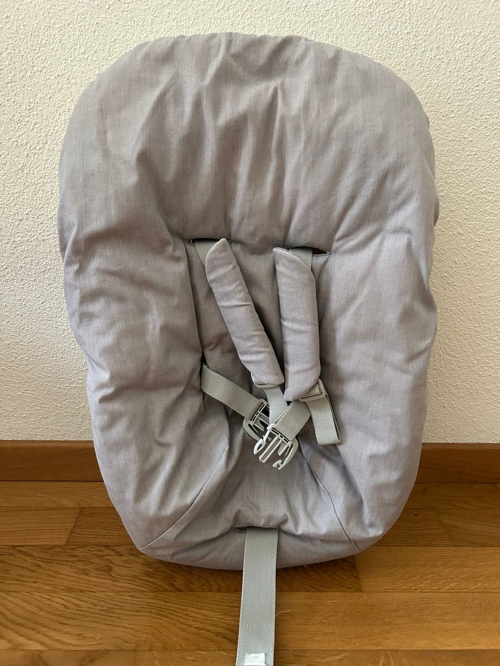 Stokke Seggioloni: STOKKE Tripp Trapp Newborn Set grau – Usato da Oberengstringen venduto da Bechi 3