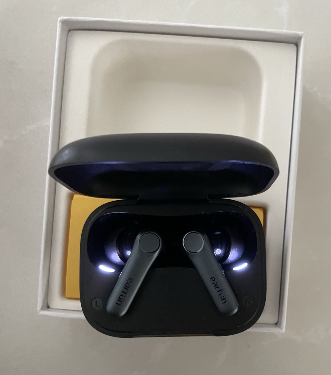 Cuffie: EarFun Air Pro 4 Wireless Earbuds Black New – Nuovo (secondo la descrizione) da Zollikerberg venduto da BS.SM