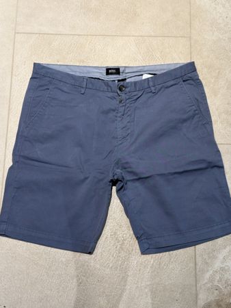 Hugo Boss Herren Chino Shorts, Grösse 52