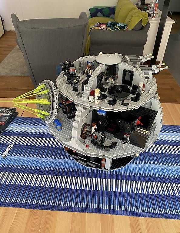 Spielzeuge: Lego Star Wars Todesstern 75159 – Neu und originalverpackt aus Kloten von ale_29vf