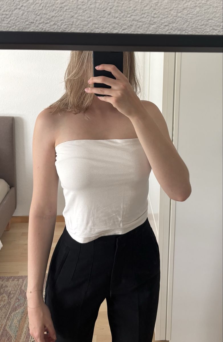 Hollister Top: American Eagle Top, trägerlos, weiss, Gr. M – Usato da Wabern venduto da est_jw6s