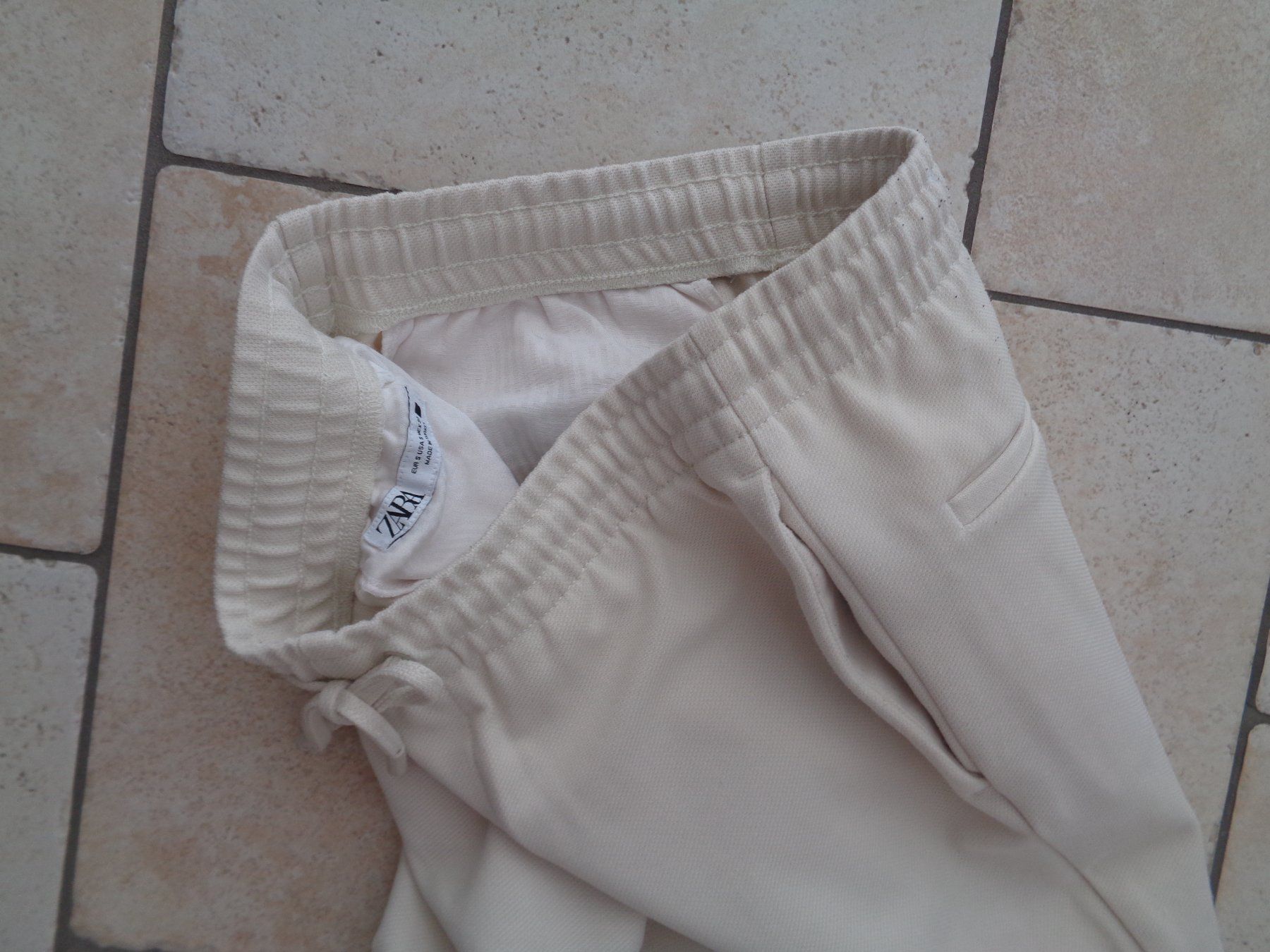 Zara Pantaloni: Hose  Zara  Grösse S – Usato da Kreuzlingen venduto da Robi-2003 2