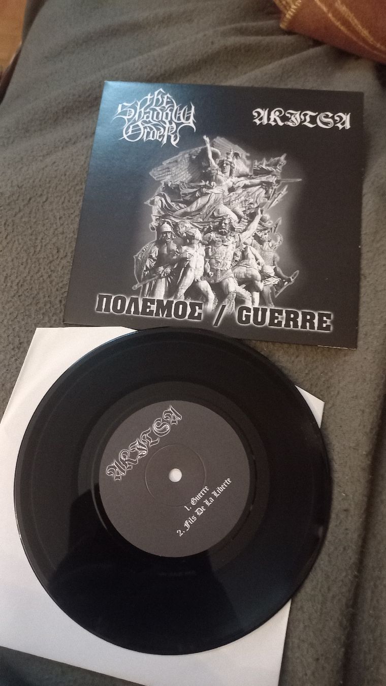 Dischi in vinile: Akitsa/The Shadow Order -Split 7" Vinyl Single Black Metal – Usato da Olten venduto da Donatello1984 2
