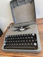 HERMES BABY SCHREIBMASCHINE